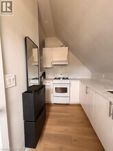 27 Strathcona Ave S in Hamilton, ON - Building Photo - Building Photo