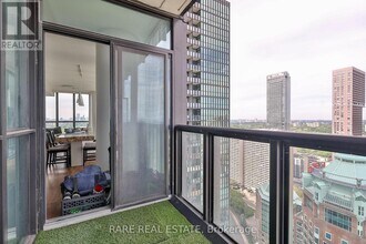 101-3101 Charles St E in Toronto, ON - Building Photo - Building Photo