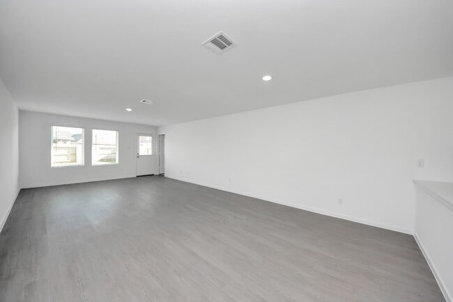 property at 1031 Garnet Rain Dr