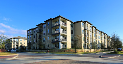 Broadstone Woodmill Creek in The Woodlands, TX - Building Photo - Building Photo