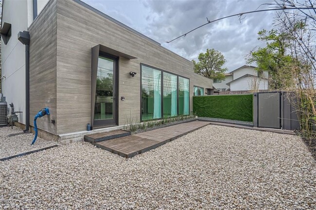 property at 2203 Walsh Tarlton Ln