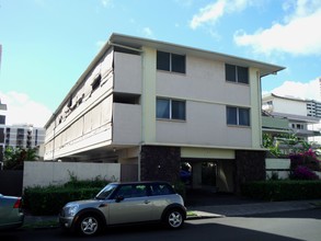 1418 Kewalo St in Honolulu, HI - Building Photo - Building Photo