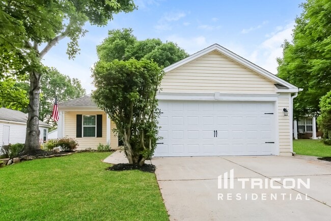 property at 3036 Parade Ln SW