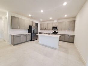 1313 Haywagon Trl in Wellington, FL - Building Photo - Building Photo