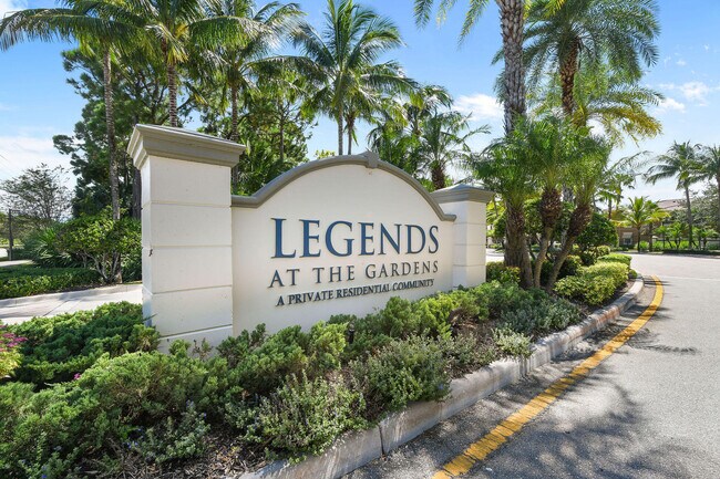 4930 Bonsai Cir in Palm Beach Gardens, FL - Building Photo - Building Photo