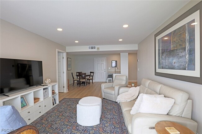 property at 2885 Palm Beach Blvd