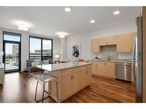 1240 S 2nd St in Minneapolis, MN - Building Photo - Building Photo