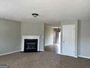 2831 Amerson Ct in Ellenwood, GA - Foto de edificio - Building Photo