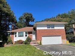 property at 2 Stuart Dr