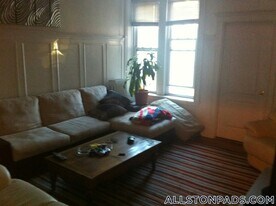 1130 Commonwealth Ave in Boston, MA - Building Photo