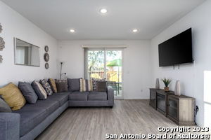 5855 Hematite Rim in San Antonio, TX - Building Photo - Building Photo