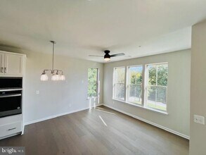 1014 Galena Ter NE in Leesburg, VA - Building Photo - Building Photo