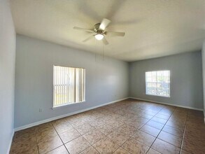 697 Hacienda Cir in Kissimmee, FL - Building Photo - Building Photo