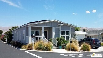 15300 Palm Dr in Desert Hot Springs, CA - Building Photo