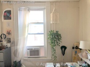 20 Mossland St, Unit 1 in Somerville, MA - Building Photo - Building Photo