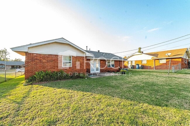 604 Moraine Ave in Midwest City, OK - Building Photo - Building Photo