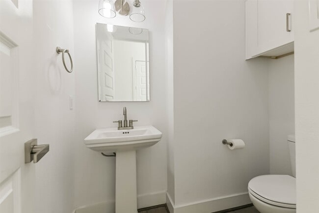 property at 308 Queen Sude Ln