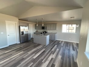 3014 CAYMUS Dr in Rapid City, SD - Building Photo - Building Photo