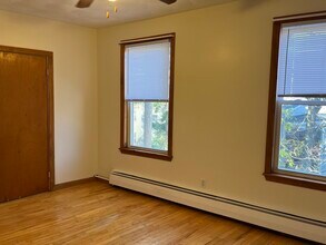 84 Hampshire St in Cambridge, MA - Building Photo - Building Photo