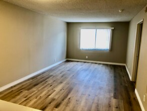 5259 Cartwright Ave in Los Angeles, CA - Building Photo - Building Photo