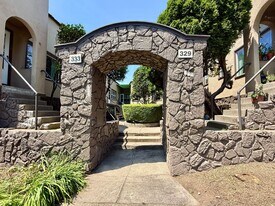 333 SE 20th Ave in Portland, OR - Building Photo