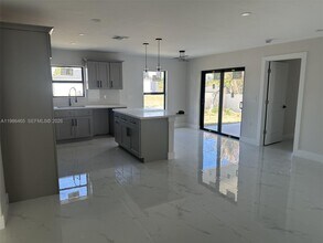 712 Euston Ave S in Lehigh Acres, FL - Building Photo - Building Photo