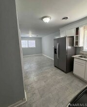 1384 Devonshire Dr in Montgomery, AL - Foto de edificio - Building Photo