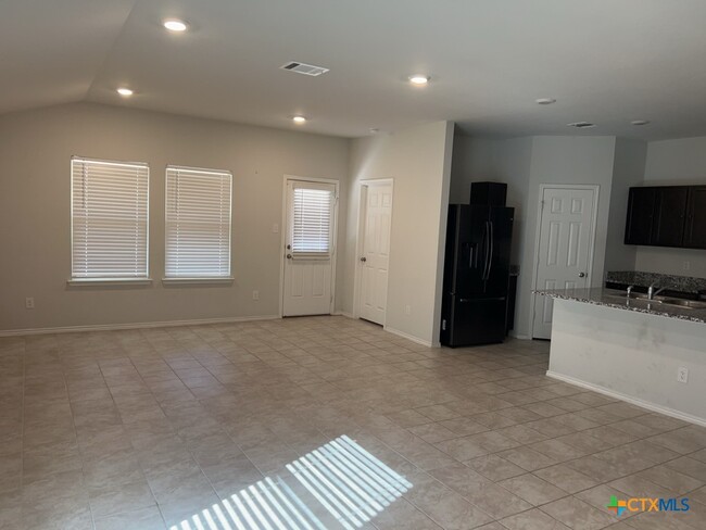 9621 Malkier Dr in Killeen, TX - Building Photo - Building Photo
