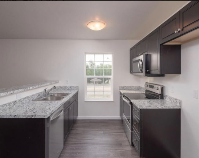 4735 W Amanda Dr in Wasilla, AK - Building Photo - Building Photo