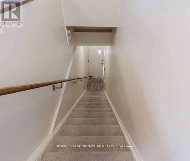 208 Carlton St. in Toronto, ON - Building Photo - Building Photo