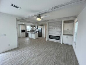 359 Jose Gaspar Dr in North Fort Myers, FL - Building Photo - Building Photo