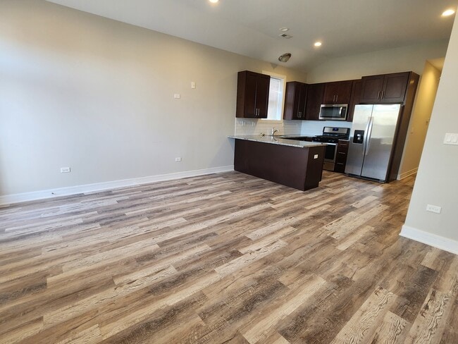 6337 S Ellis Ave in Chicago, IL - Building Photo - Building Photo