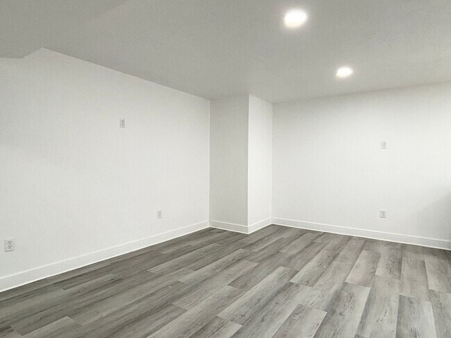 4613 Sentry Dr in Riverton, UT - Building Photo - Building Photo