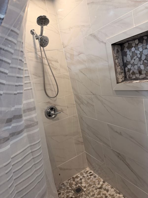 9540 San Miguel Ave in South Gate, CA - Foto de edificio - Building Photo