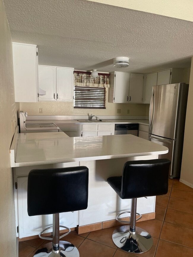 1303 N Canal St in Carlsbad, NM - Building Photo - Building Photo