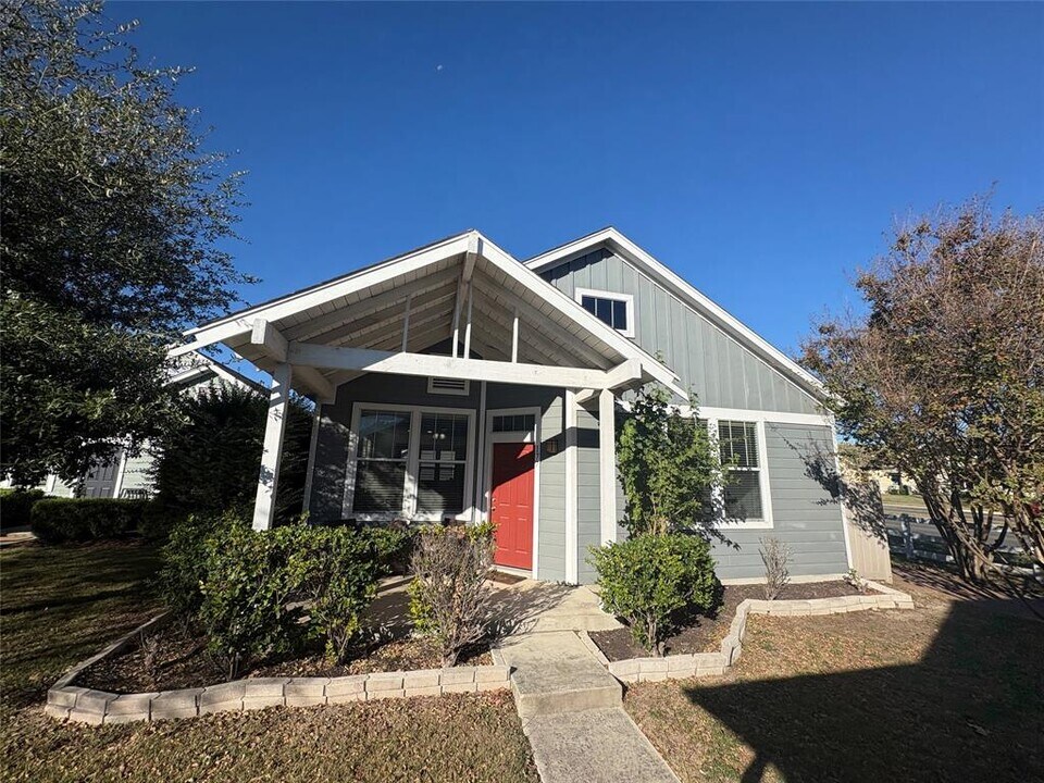 177 Grace St in Kyle, TX - Building Photo