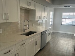 3177 Whispering Dr S in Largo, FL - Building Photo - Building Photo