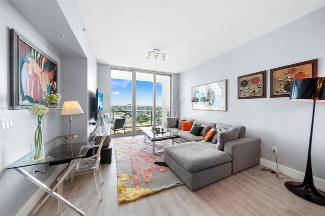 3470 E Coast Ave in Miami, FL - Building Photo - Building Photo