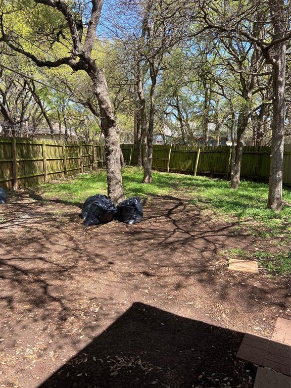 9610 Sugar Hill Dr in Austin, TX - Building Photo - Building Photo