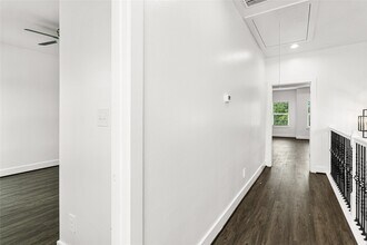 2204 Hoskins Dr in Houston, TX - Building Photo - Building Photo