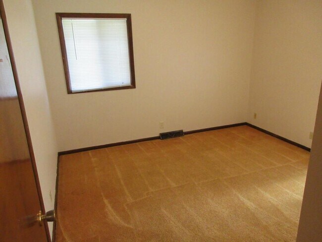 1630 Lloyd Ln photo'