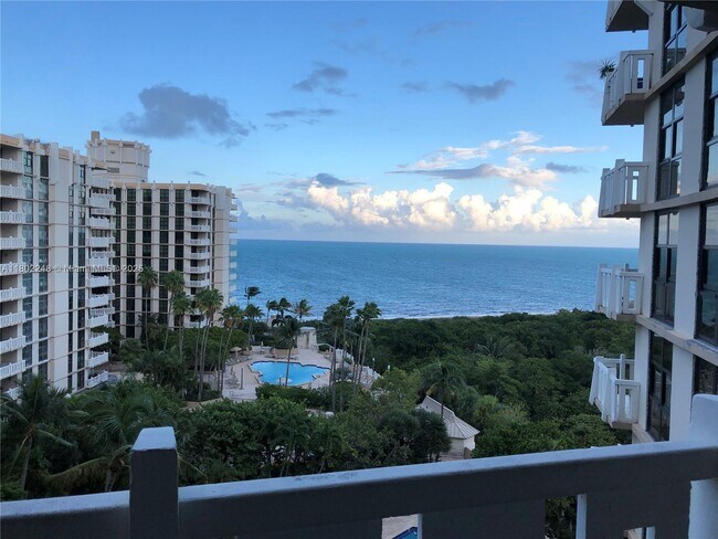 property at 1121 Crandon Blvd