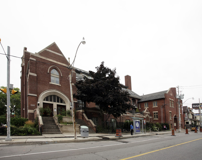 Glebe Lofts in Toronto, ON - Building Photo - Primary Photo