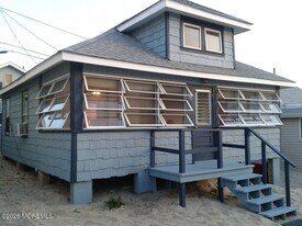 10 Lake St in Point Pleasant Beach, NJ - Building Photo