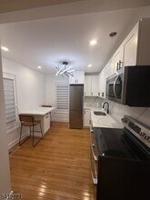 52 Bartholdi Ave in Butler, NJ - Building Photo - Building Photo