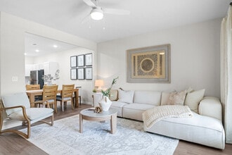 Landmark at NinetyNine in Richmond, TX - Building Photo - Interior Photo