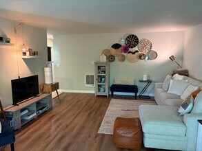 3700 Dean Dr in Ventura, CA - Building Photo - Building Photo