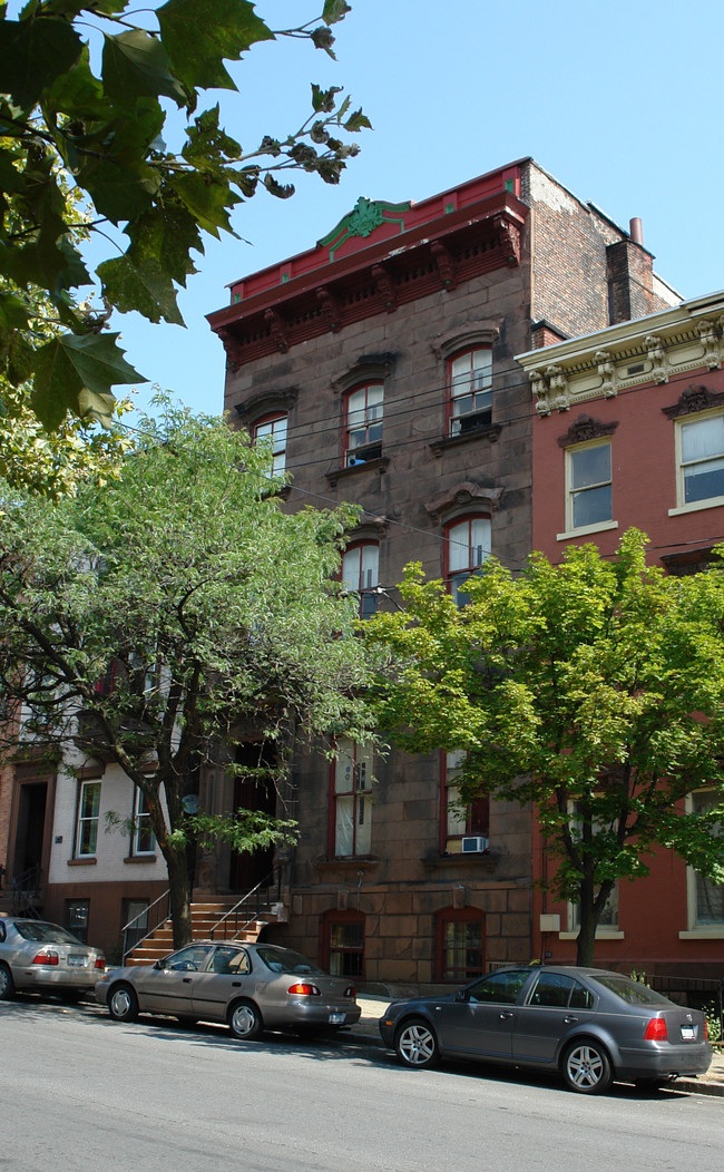 13 Ten Broeck Pl in Albany, NY - Foto de edificio - Building Photo