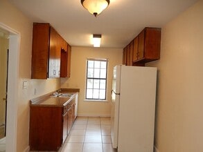 3200 Nekoma Ln in Tallahassee, FL - Building Photo - Building Photo