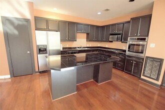 9810 Marlink in Houston, TX - Building Photo - Building Photo